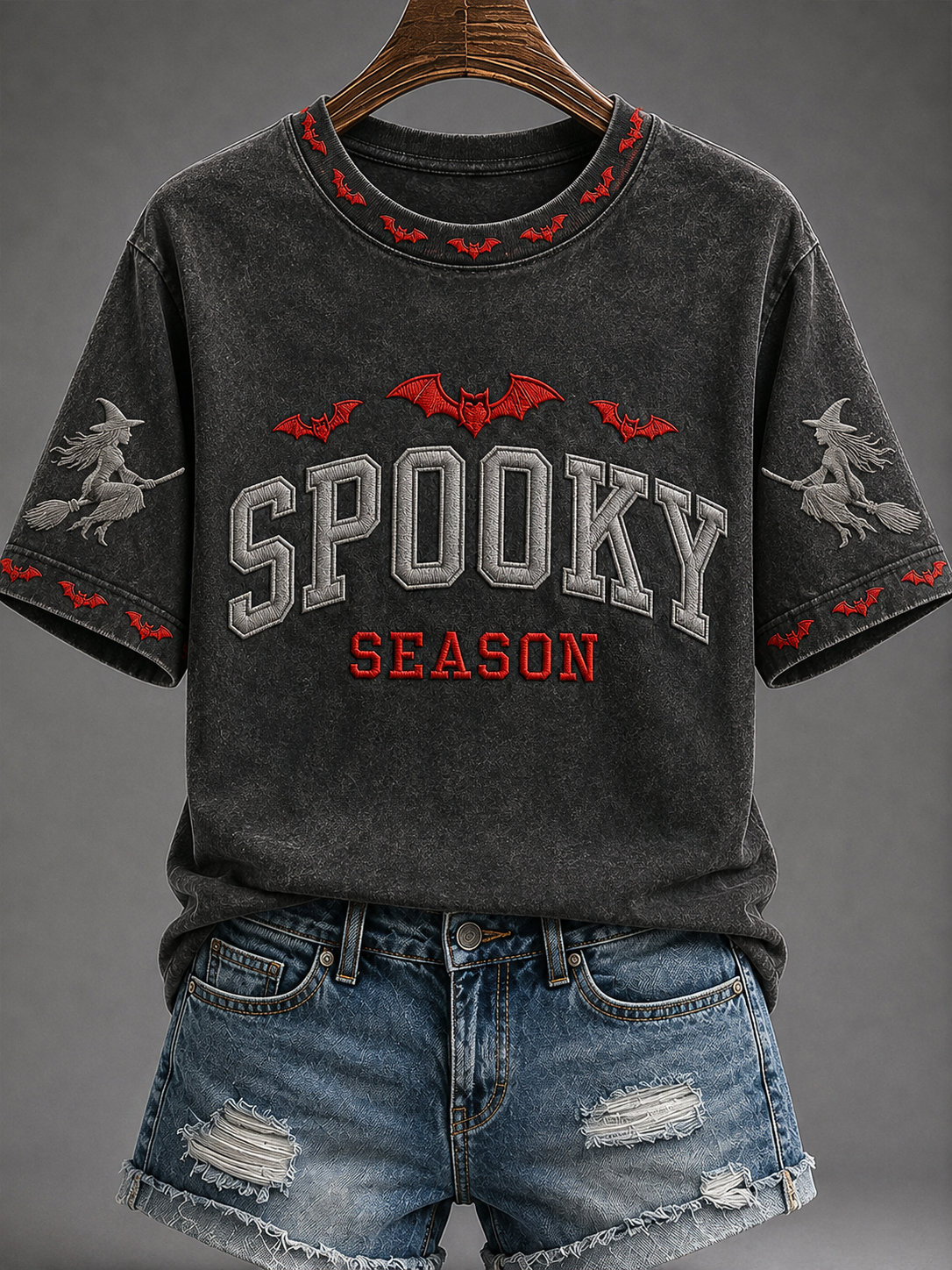 Women's Spooky Season Short-sleeved T-shirt